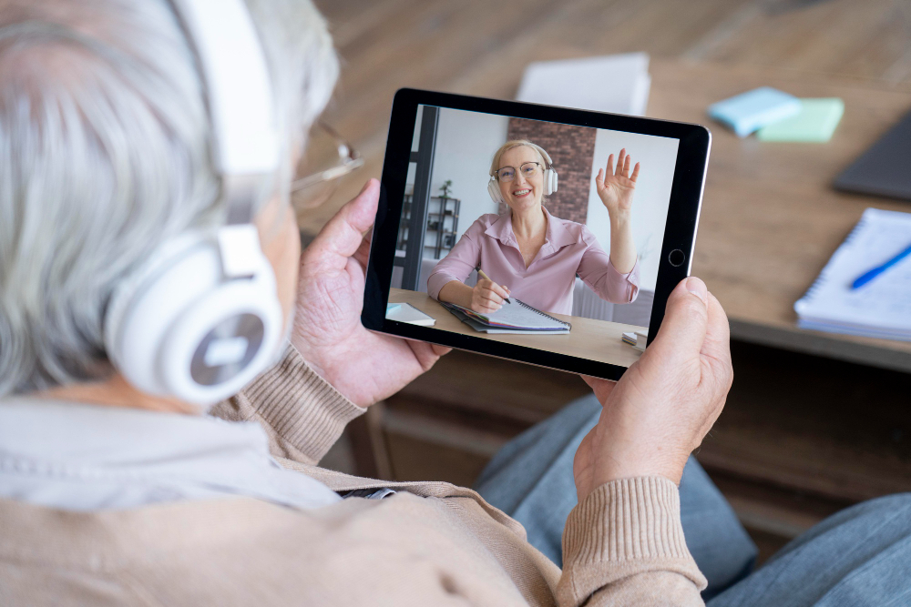 Video Calling Platforms elderly women with her daughter at home care facility 